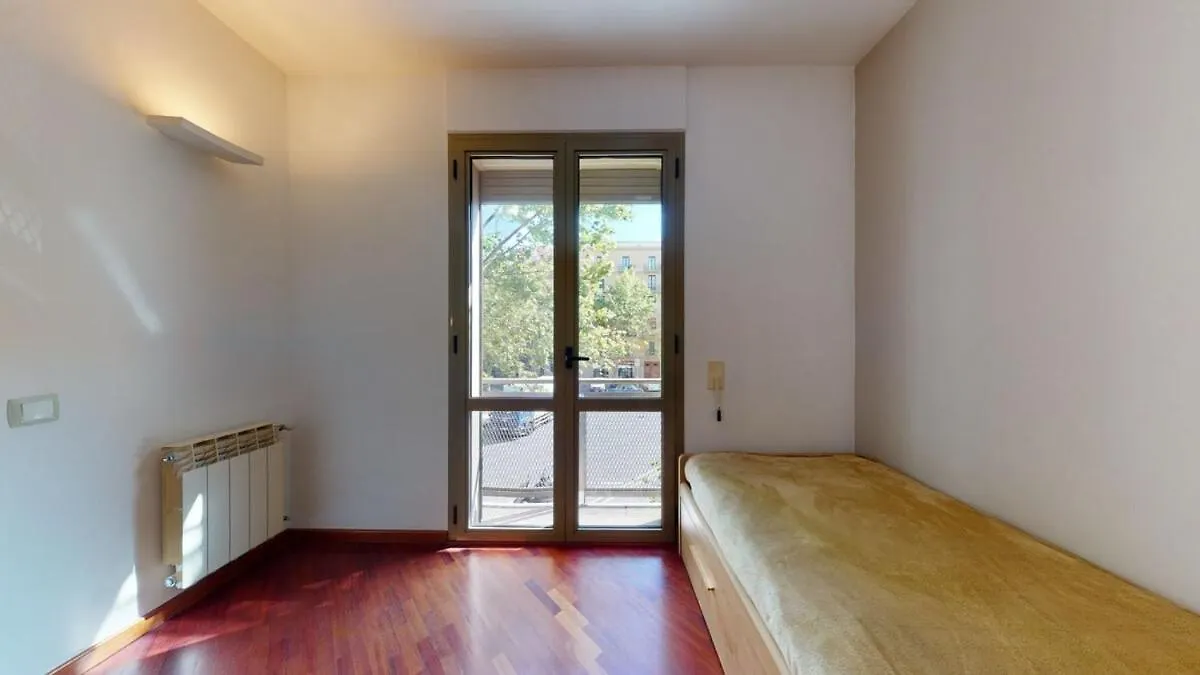 Apartman Modern And Bright Three-Bedroom In Eixample Barcelona