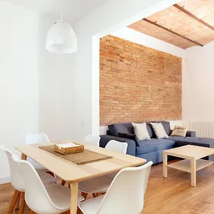 Apartment Akira Flats Urgell, Barcelona