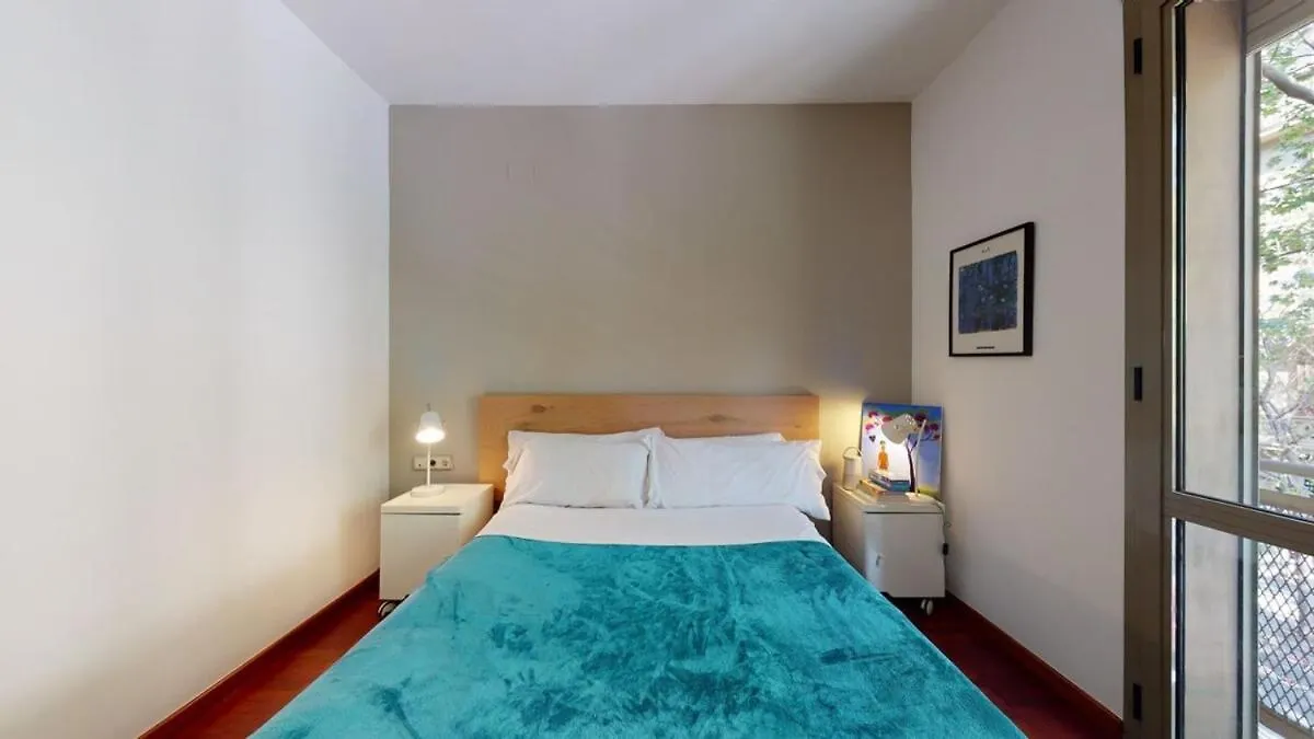 Апартаменты Modern And Bright Three-Bedroom In Eixample Барселона Испания