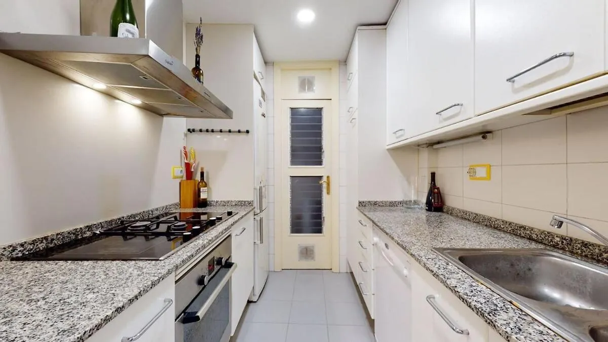 Apartment Modern And Bright Three-Bedroom In Eixample Barcelona Spain